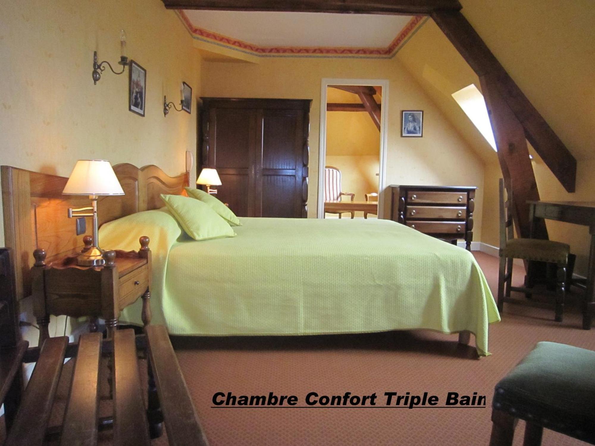 Hotel De La Bouriane
